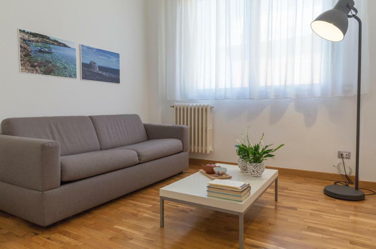 Apartamento La Casa Di Abbi Lecce Exterior foto